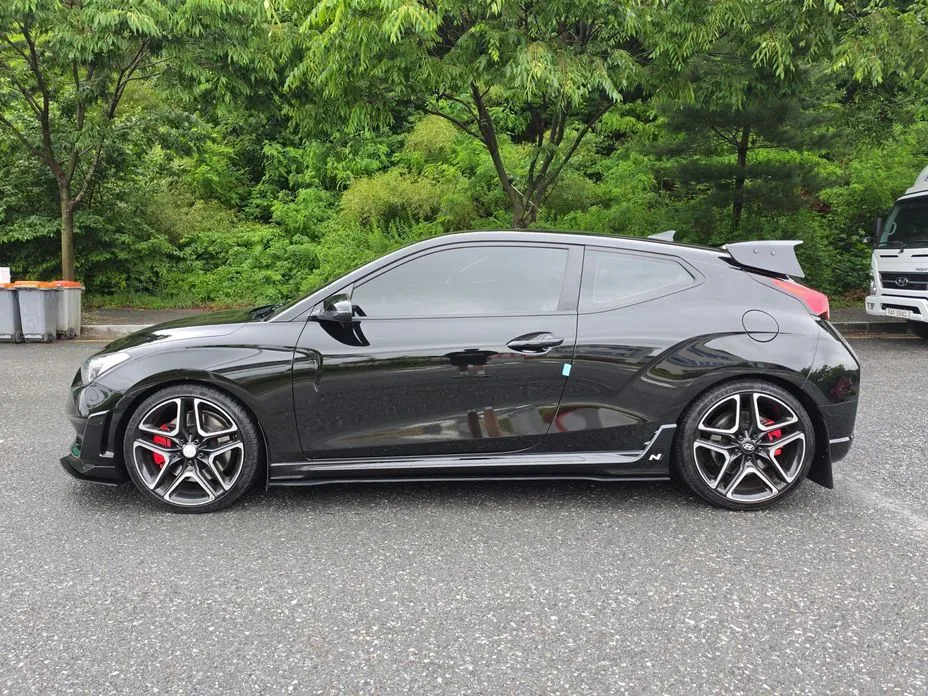 Hyundai Veloster — фото 9
