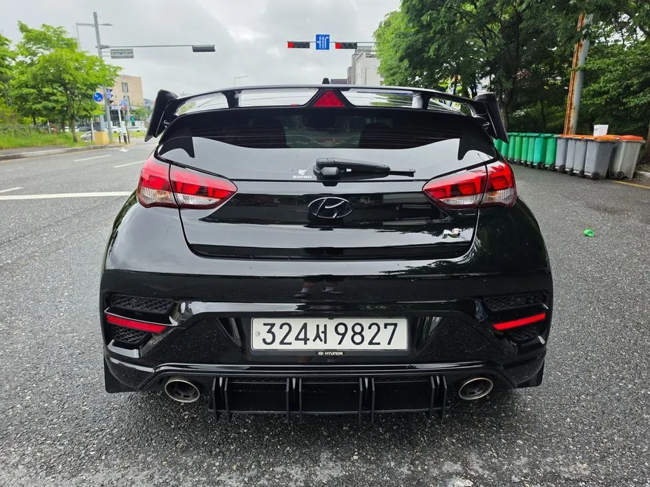 Hyundai Veloster — фото 7