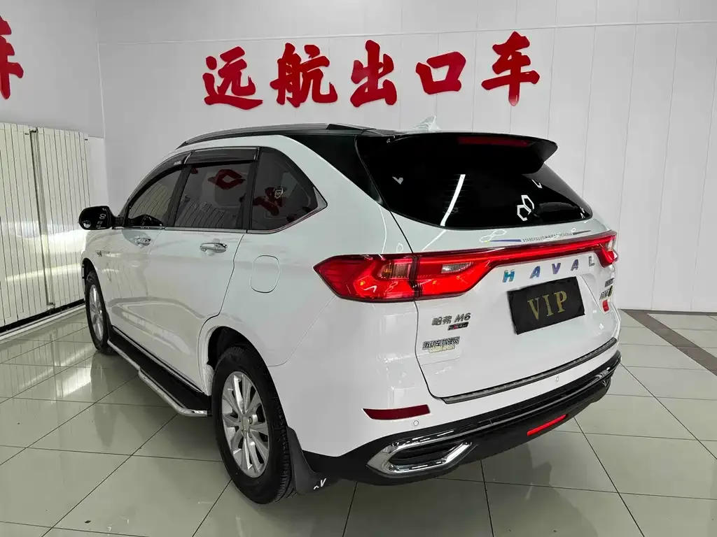 Haval M6 — фото 10