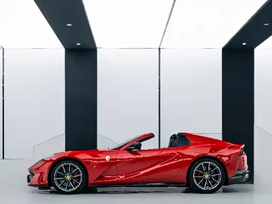 Ferrari 812 — фото 5