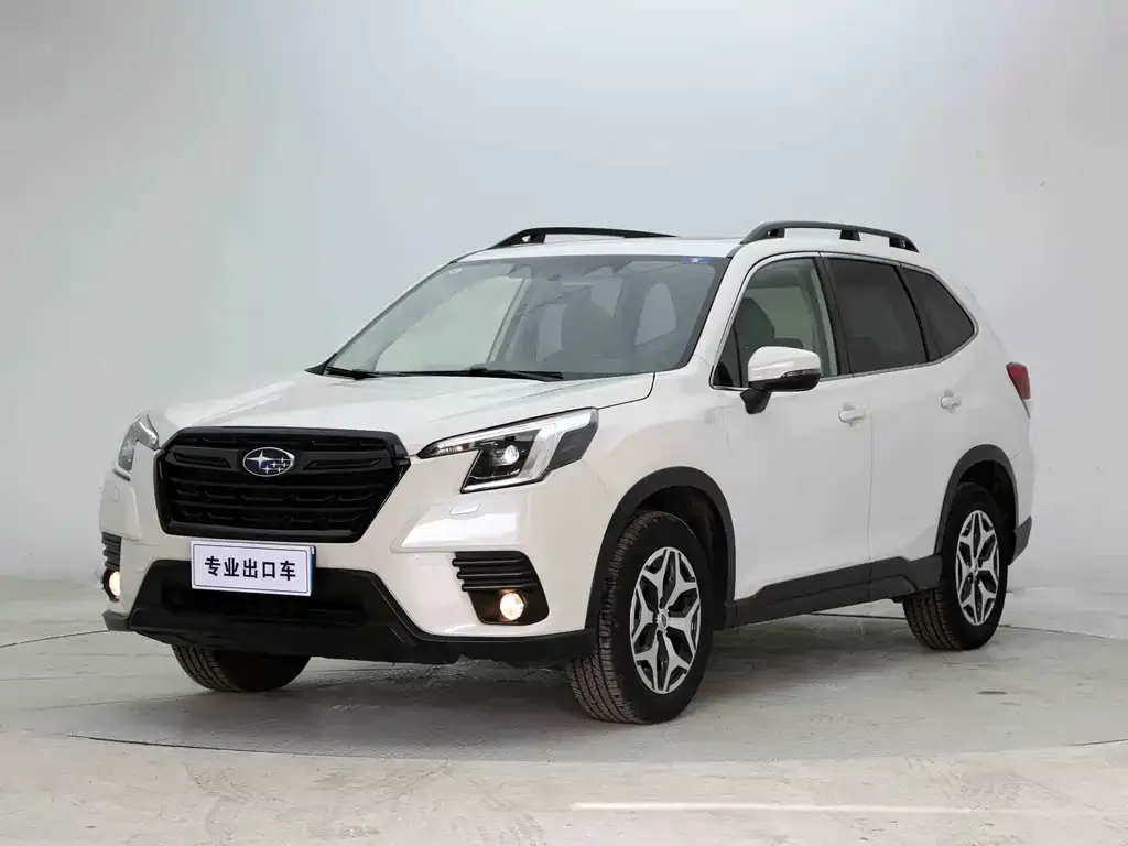 Subaru Forester — фото 1
