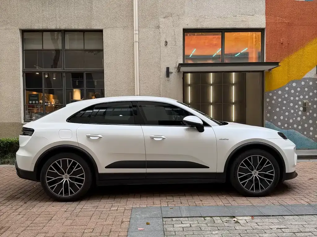 Porsche Macan EV — фото 7