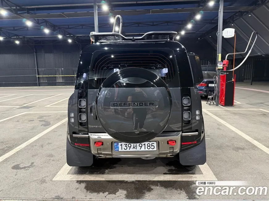 Land Rover Defender — фото 1