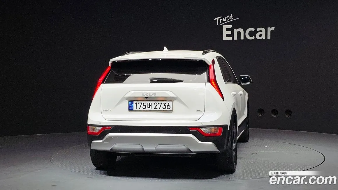 Kia Niro — фото 10