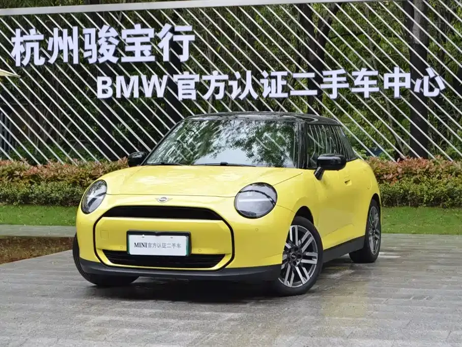 MINI Cooper EV — фото 1
