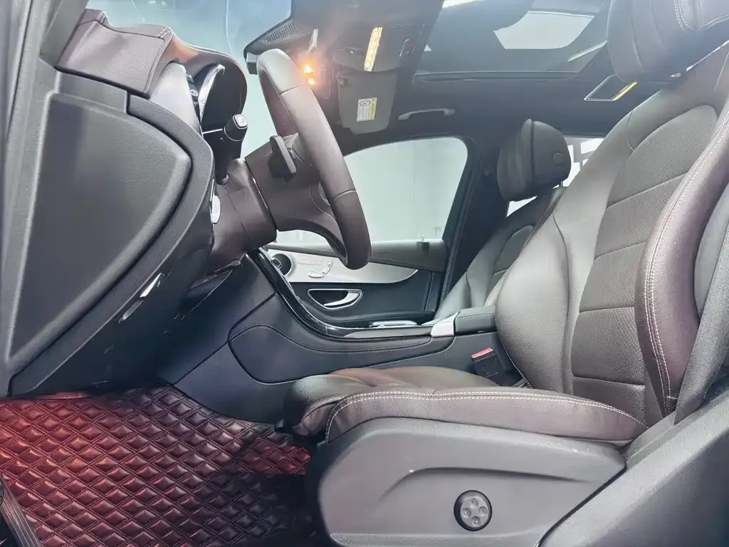 Mercedes-Benz GLC — фото 10