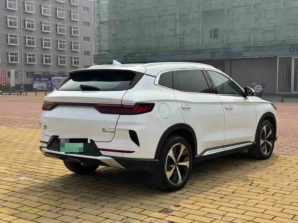 BYD PLUS New Energy — фото 6