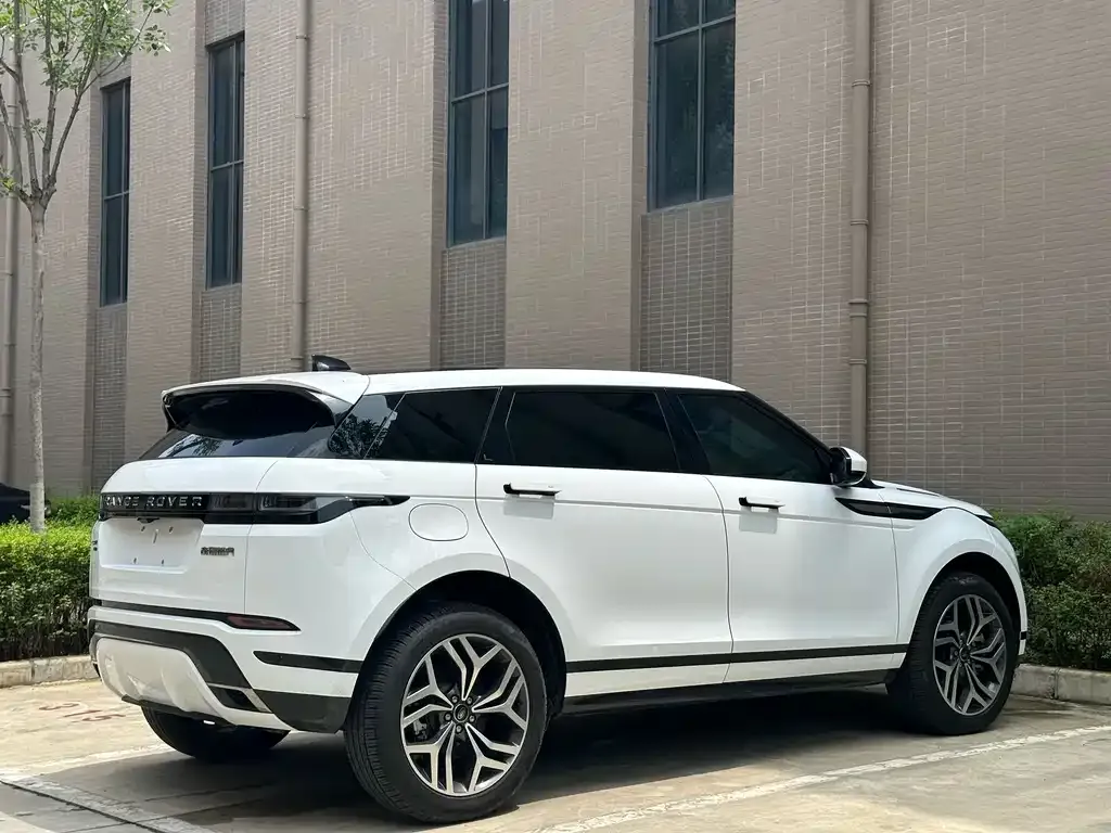 Land Rover Evoque PHEV — фото 8