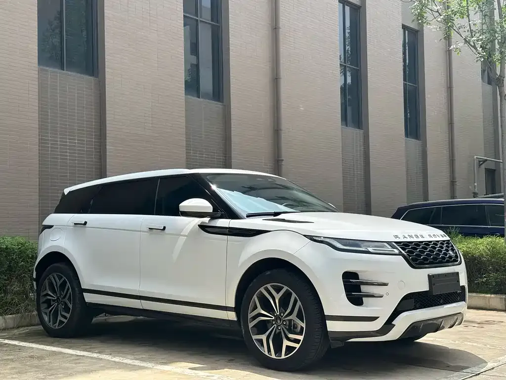 Land Rover Evoque PHEV — фото 3