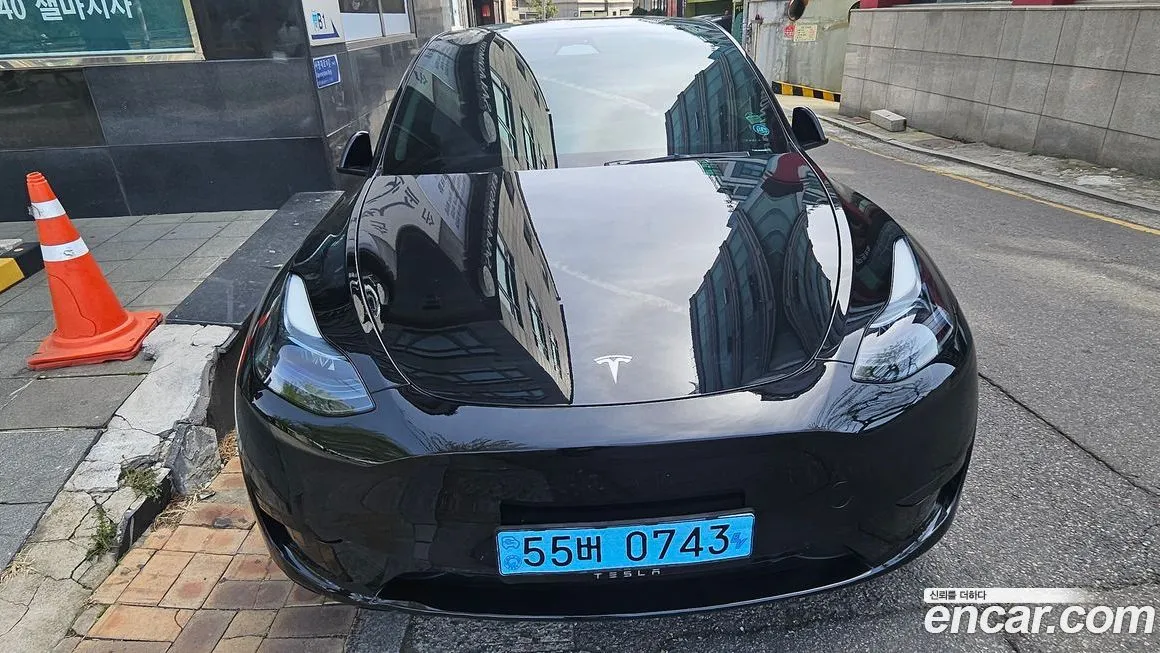 Tesla Model Y — фото 2