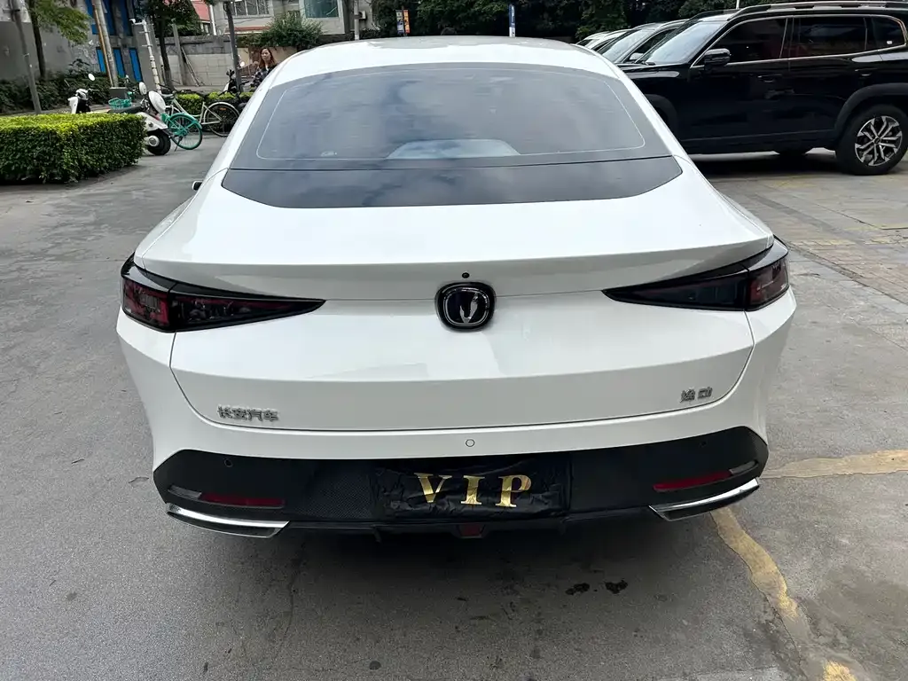 Changan Eado — фото 4