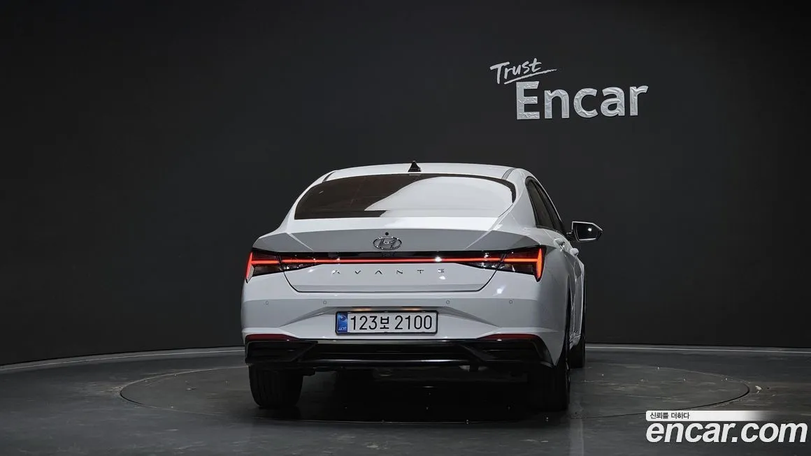 Hyundai AVANTE — фото 4
