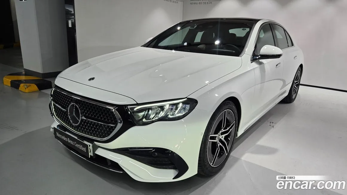 Mercedes-Benz E-Class — фото 1