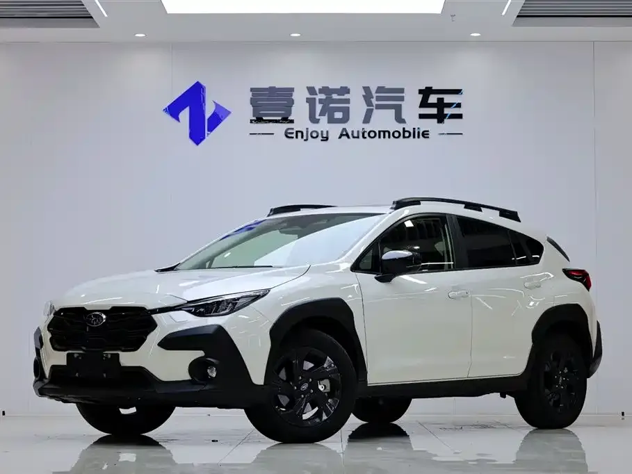 Subaru Crosstrek — фото 1