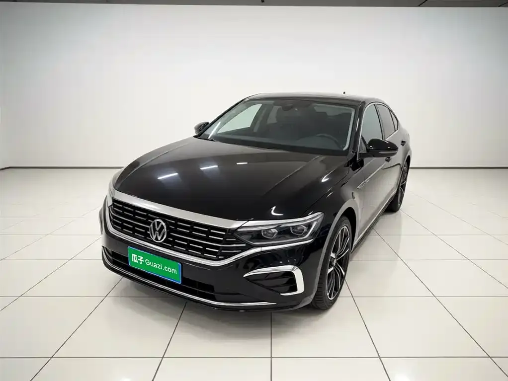 Volkswagen Passat — фото 9