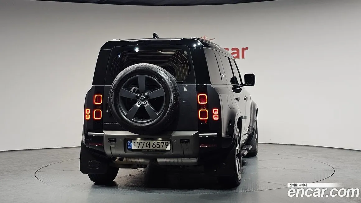 Land Rover Defender — фото 7