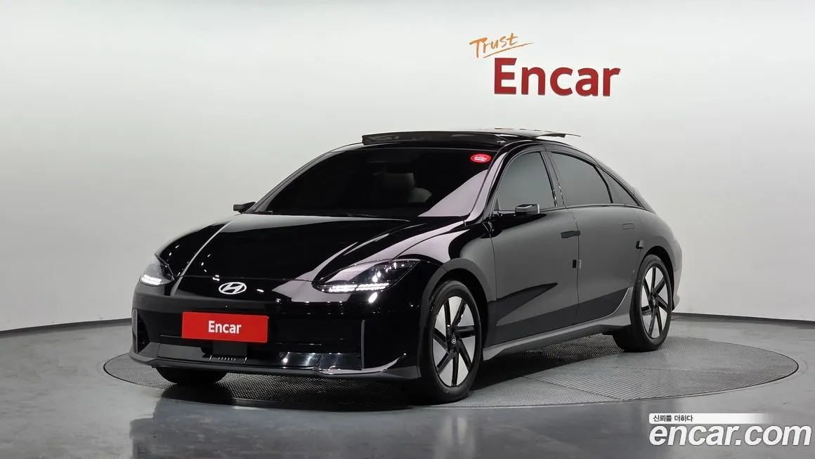 Hyundai Ioniq6 — фото 1