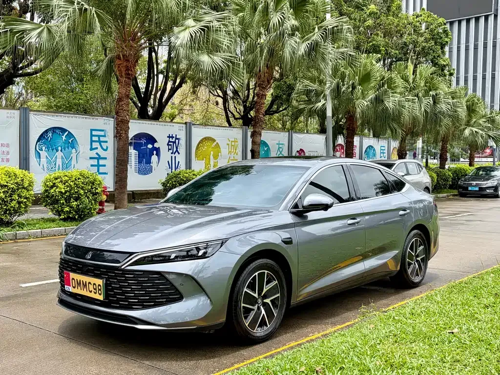BYD Qin L — фото 1