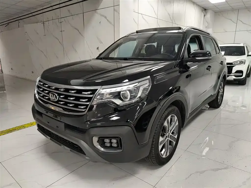 Kia Sportage — фото 1