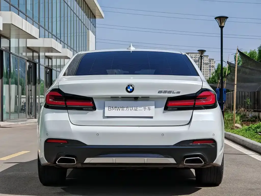 BMW 5 Series New Energy — фото 4