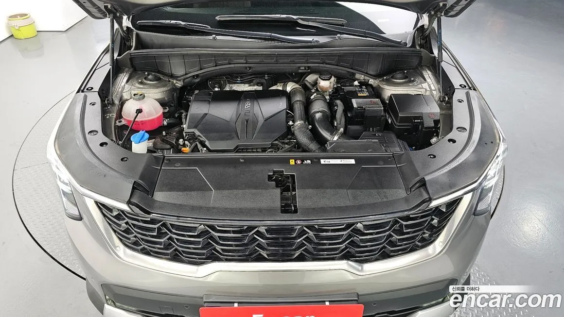 Kia Sorento — фото 8