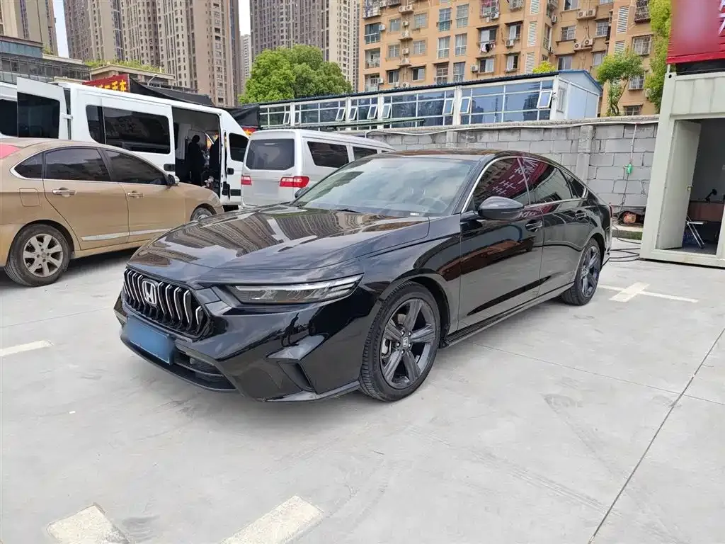 Honda Inspire — фото 1