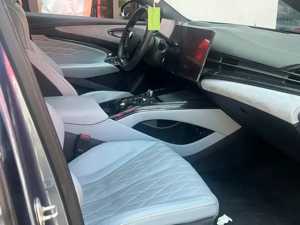 BYD Seal — фото 6