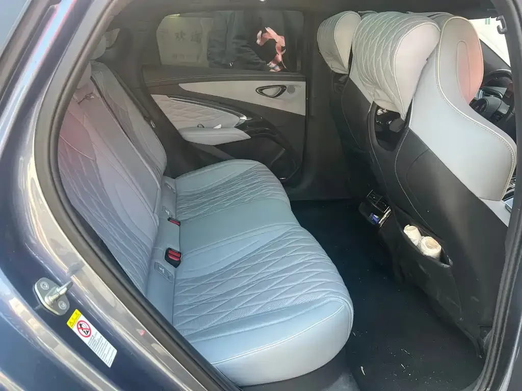 BYD Seal — фото 2