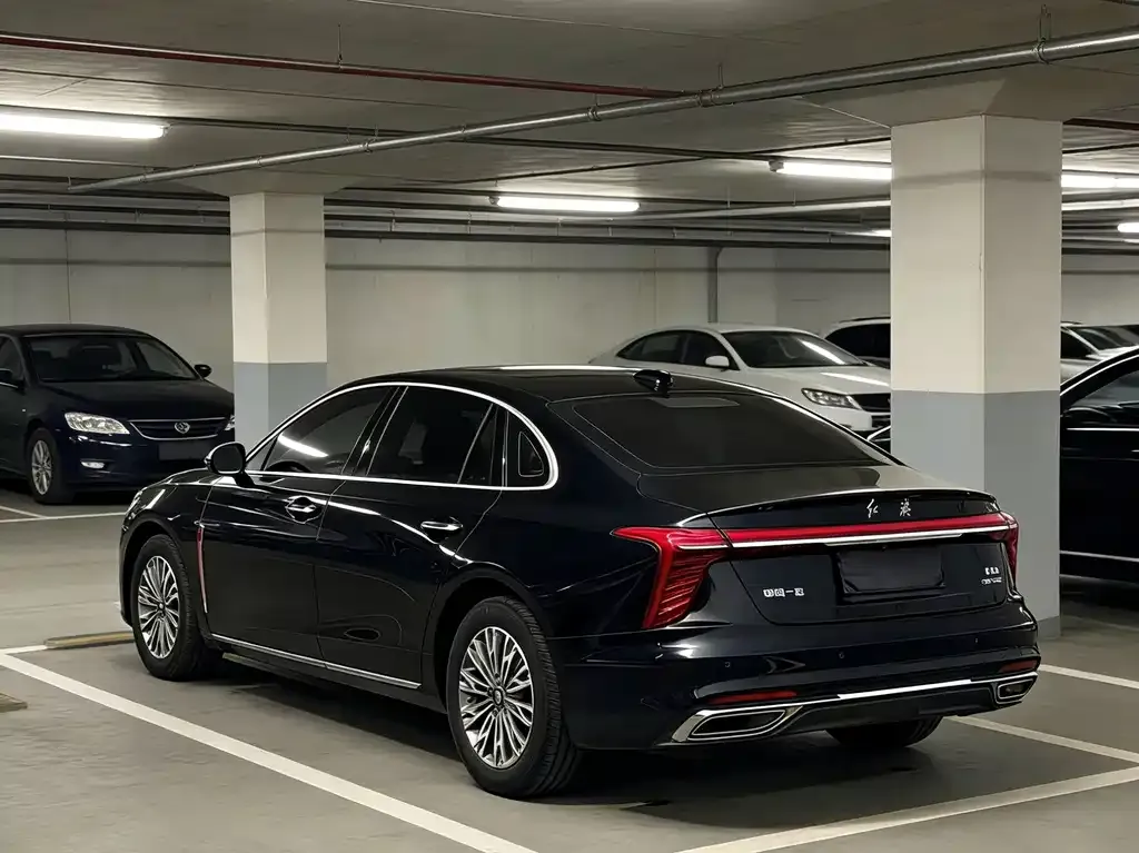 Hongqi H5 — фото 8