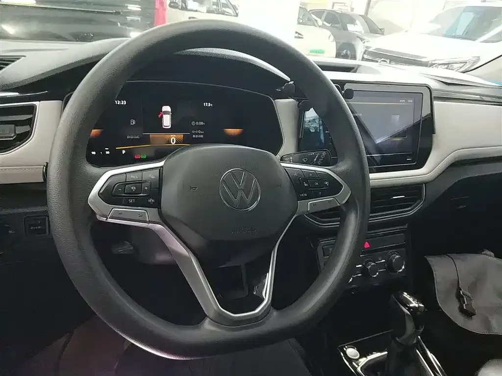 Volkswagen Tharu — фото 6