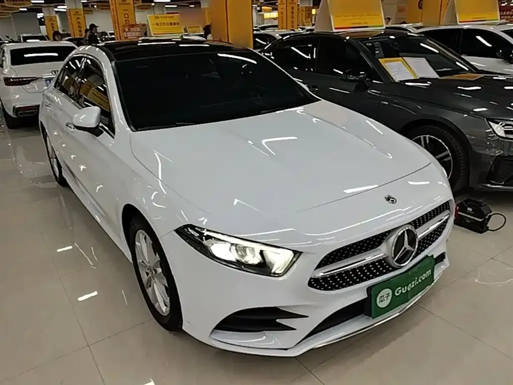 Mercedes-Benz A-Class — фото 9
