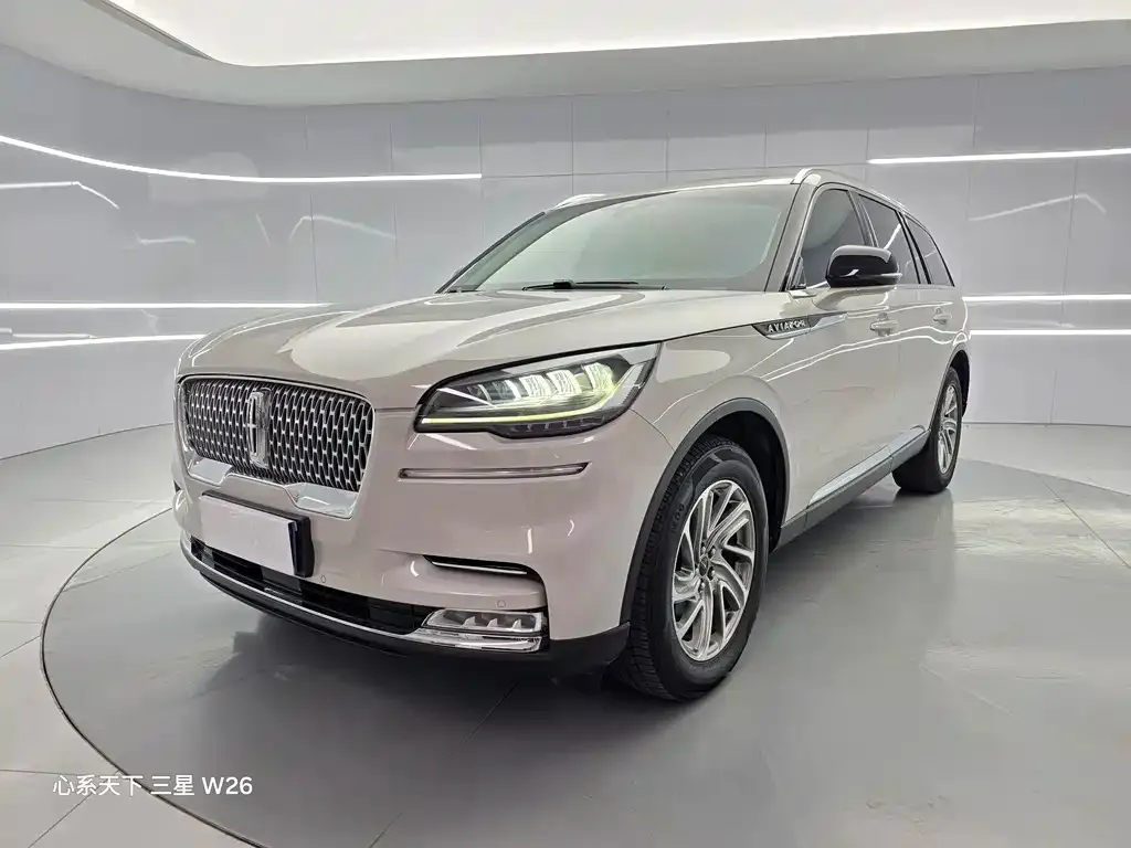 Lincoln Aviator — фото 1