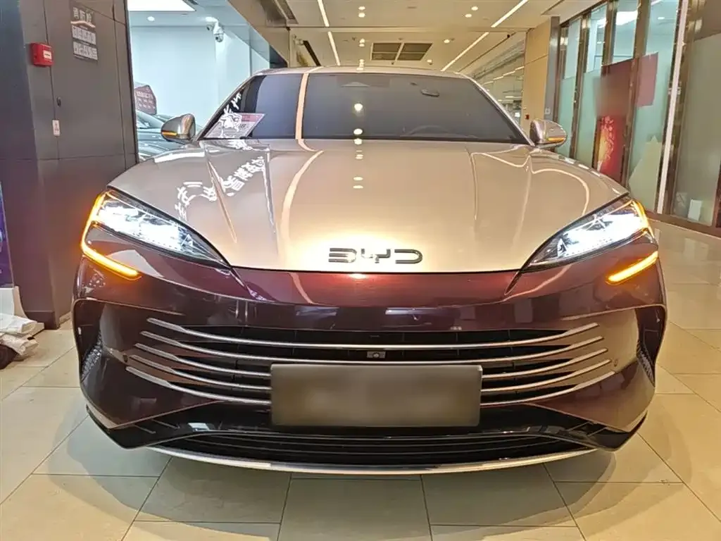 BYD Seal 07 DM-i — фото 3