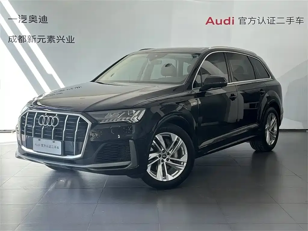 Audi Q7 — фото 1