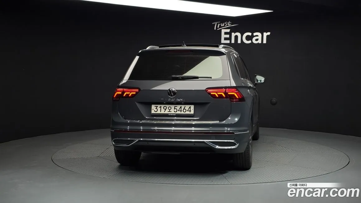 Volkswagen Tiguan — фото 5