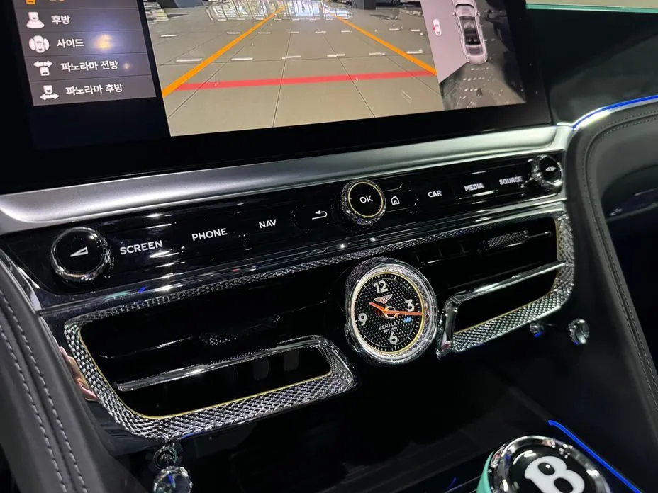 Bentley Flying Spur — фото 7