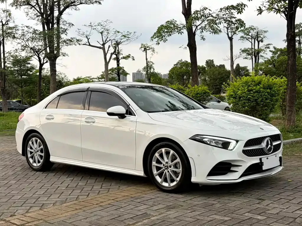 Mercedes-Benz A-Class — фото 7