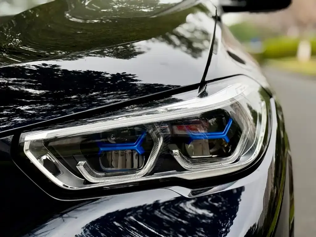 BMW X5 — фото 5
