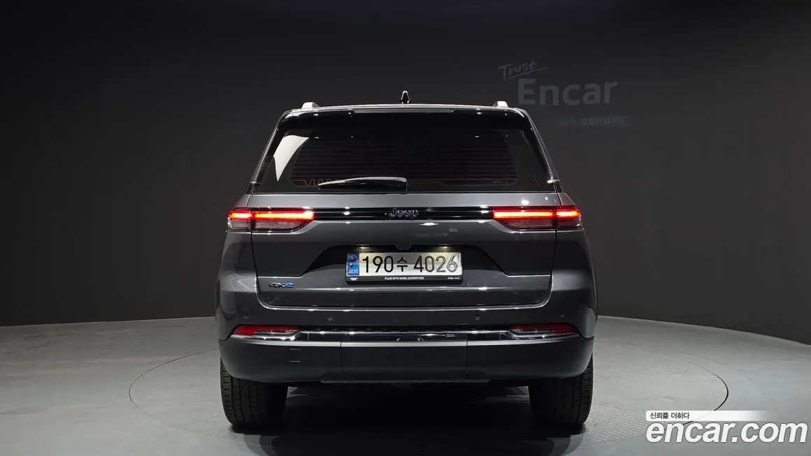 Jeep Cherokee — фото 6