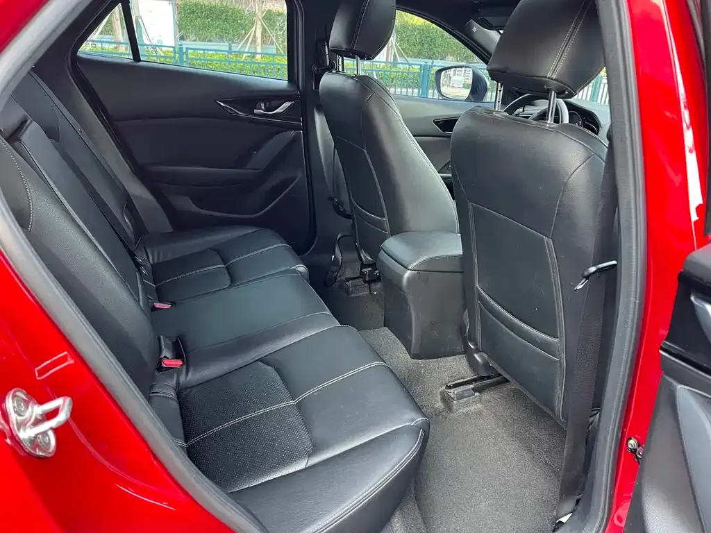 Mazda CX-4 — фото 6