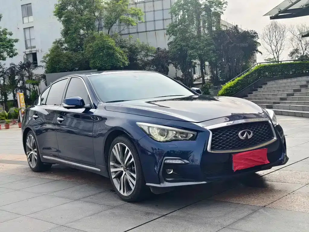 Infiniti Q50L — фото 9