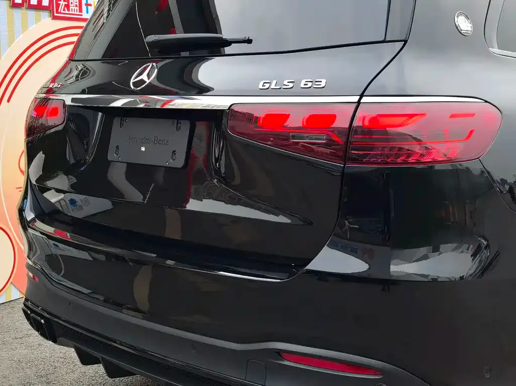 Mercedes-Benz GLS AMG — фото 7