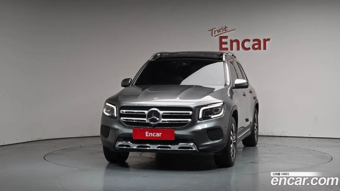 Mercedes-Benz GLB-Class — фото 7