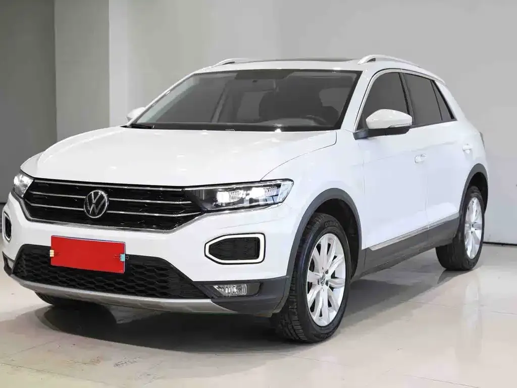 Volkswagen T-Roc — фото 1