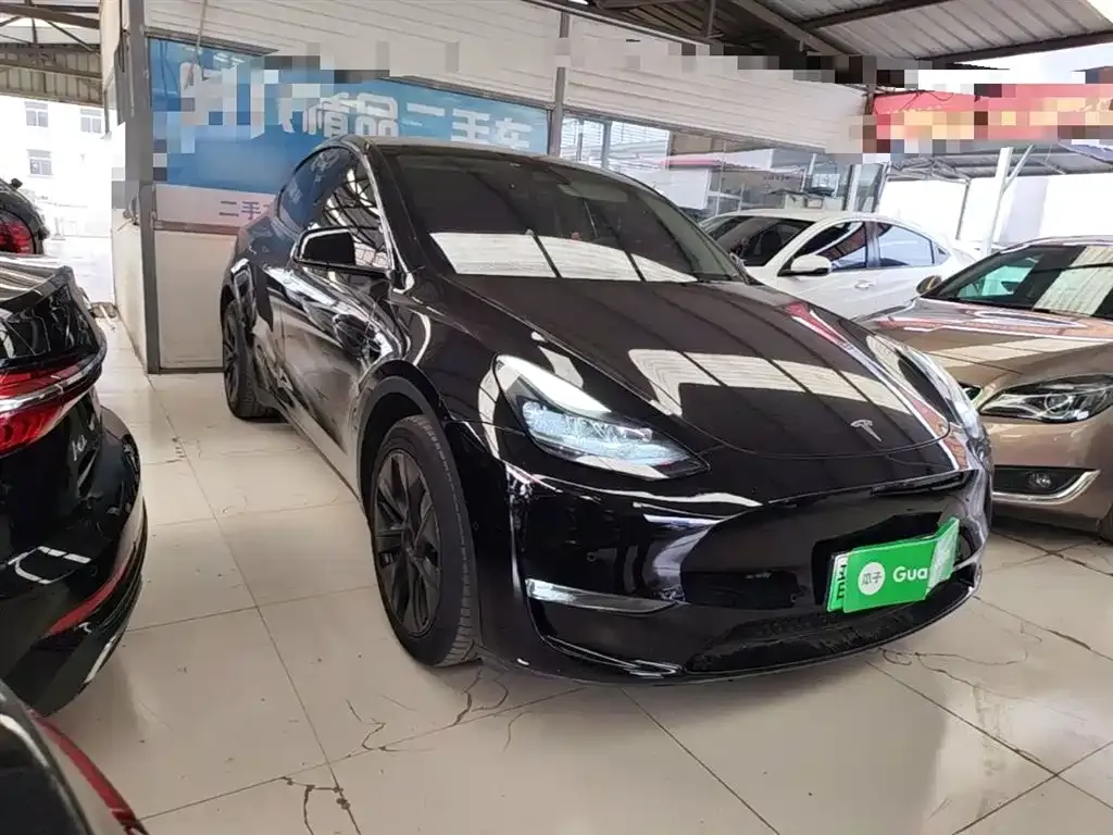 Tesla Model Y — фото 4