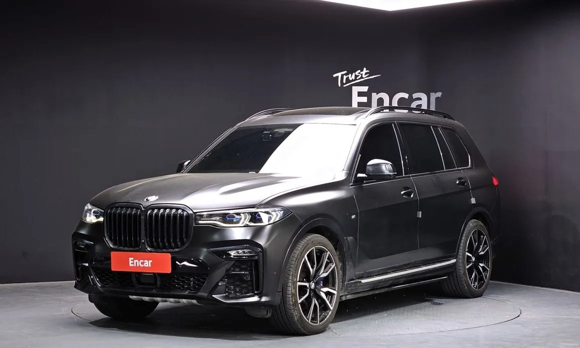 BMW X7 — фото 1