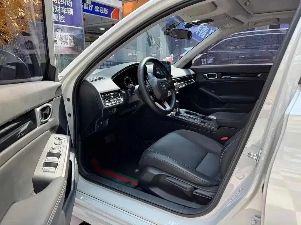 Honda Civic — фото 2