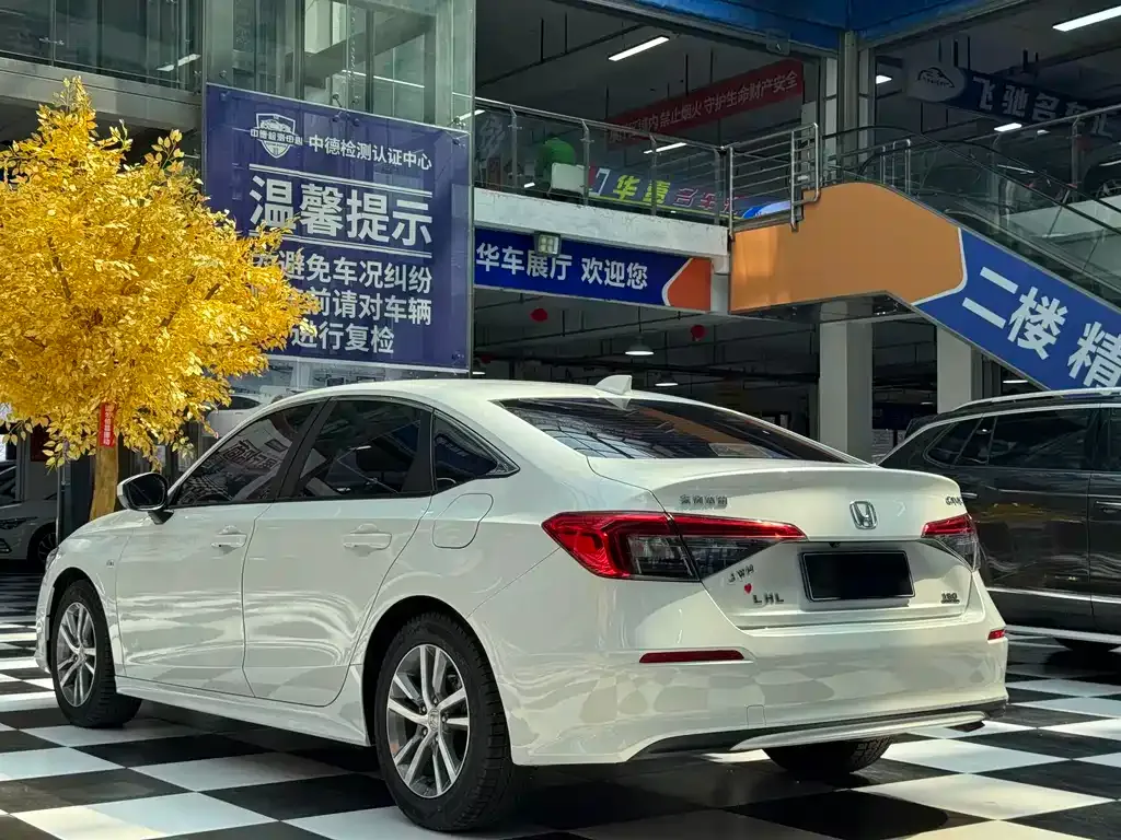 Honda Civic — фото 9