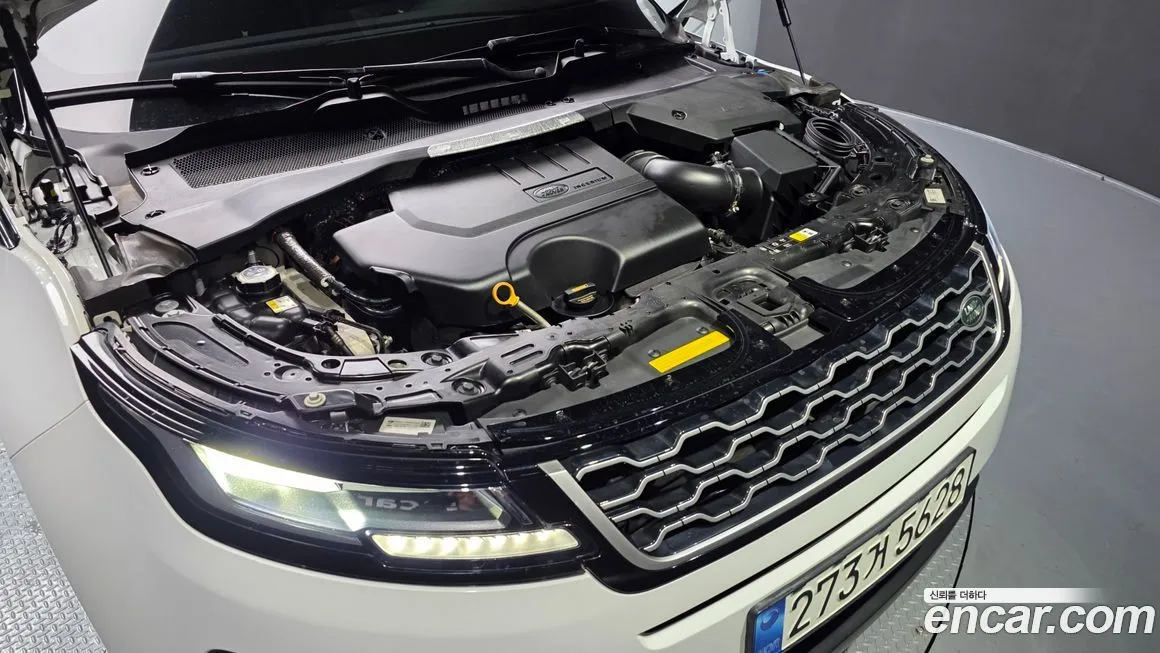 Land Rover Range Rover Evoque — фото 10