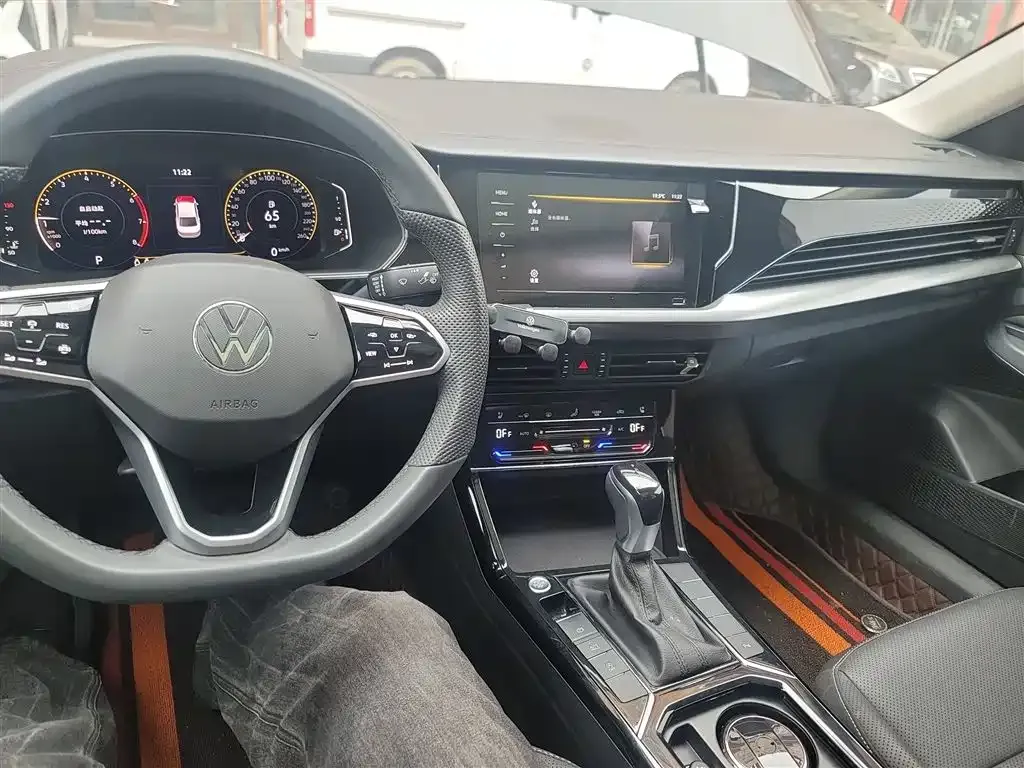 Volkswagen Passat — фото 4